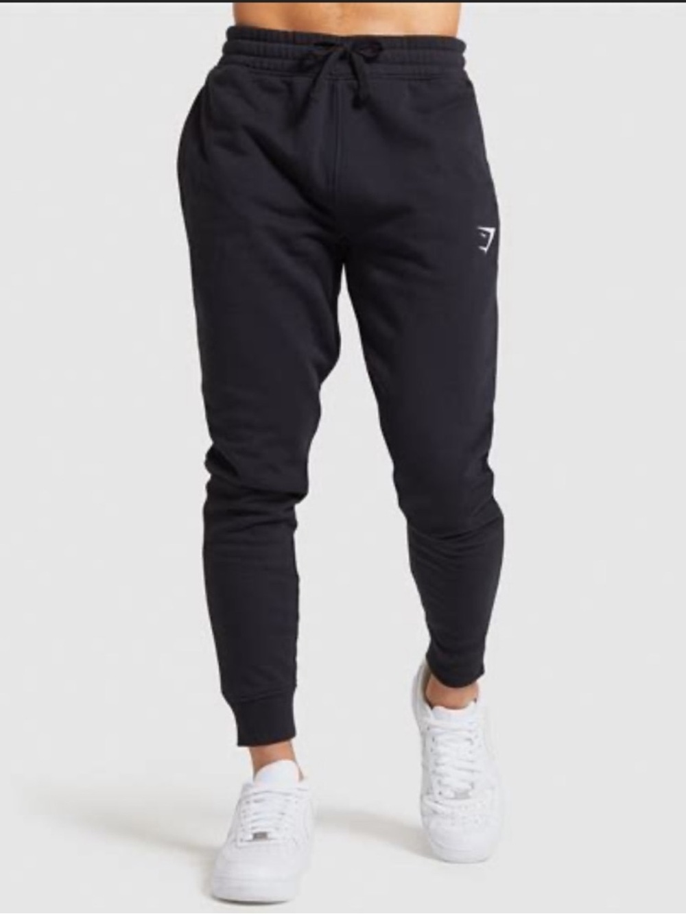 Gymshark men’s black jogger sweatpants size medium